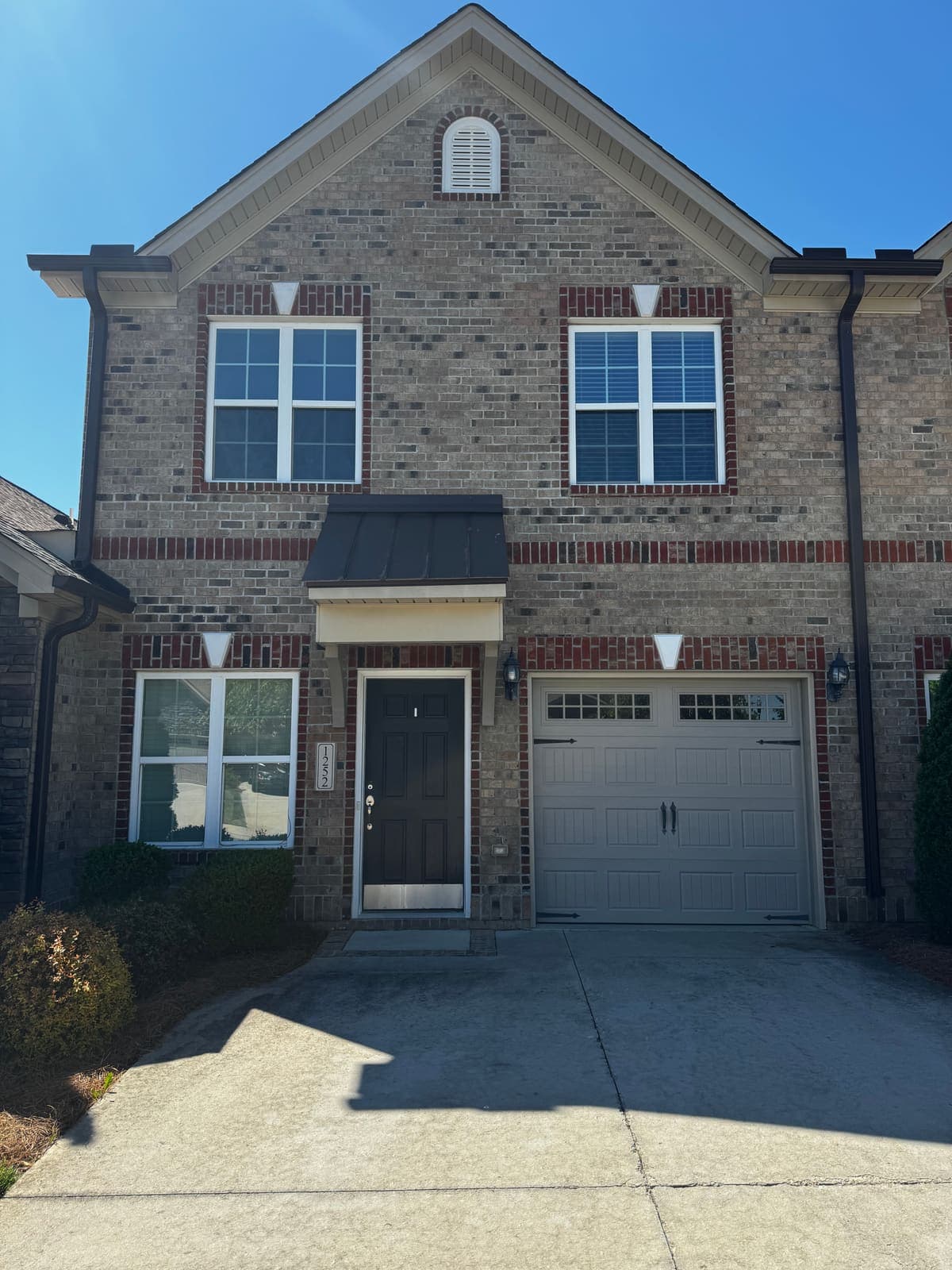 All-brick townhome on United Court